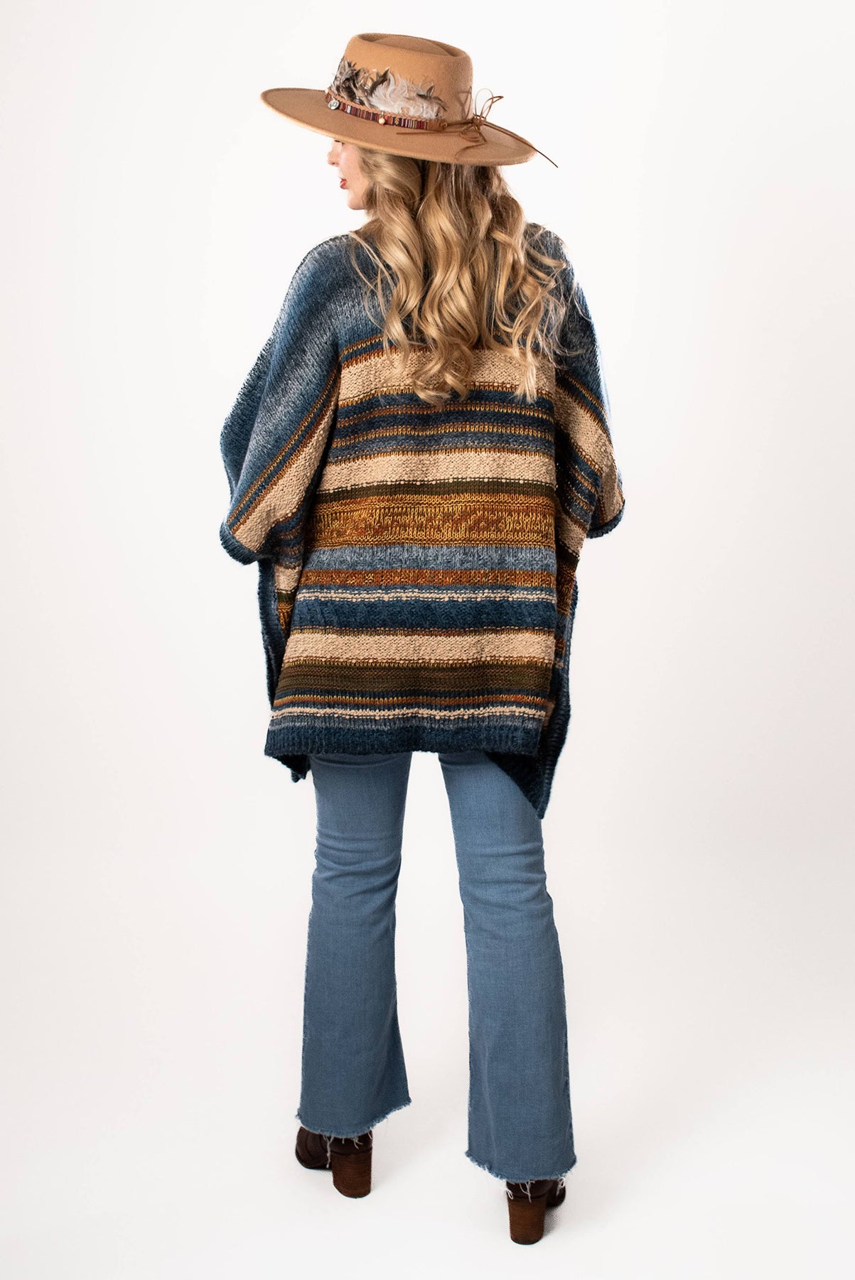 Xail Cape