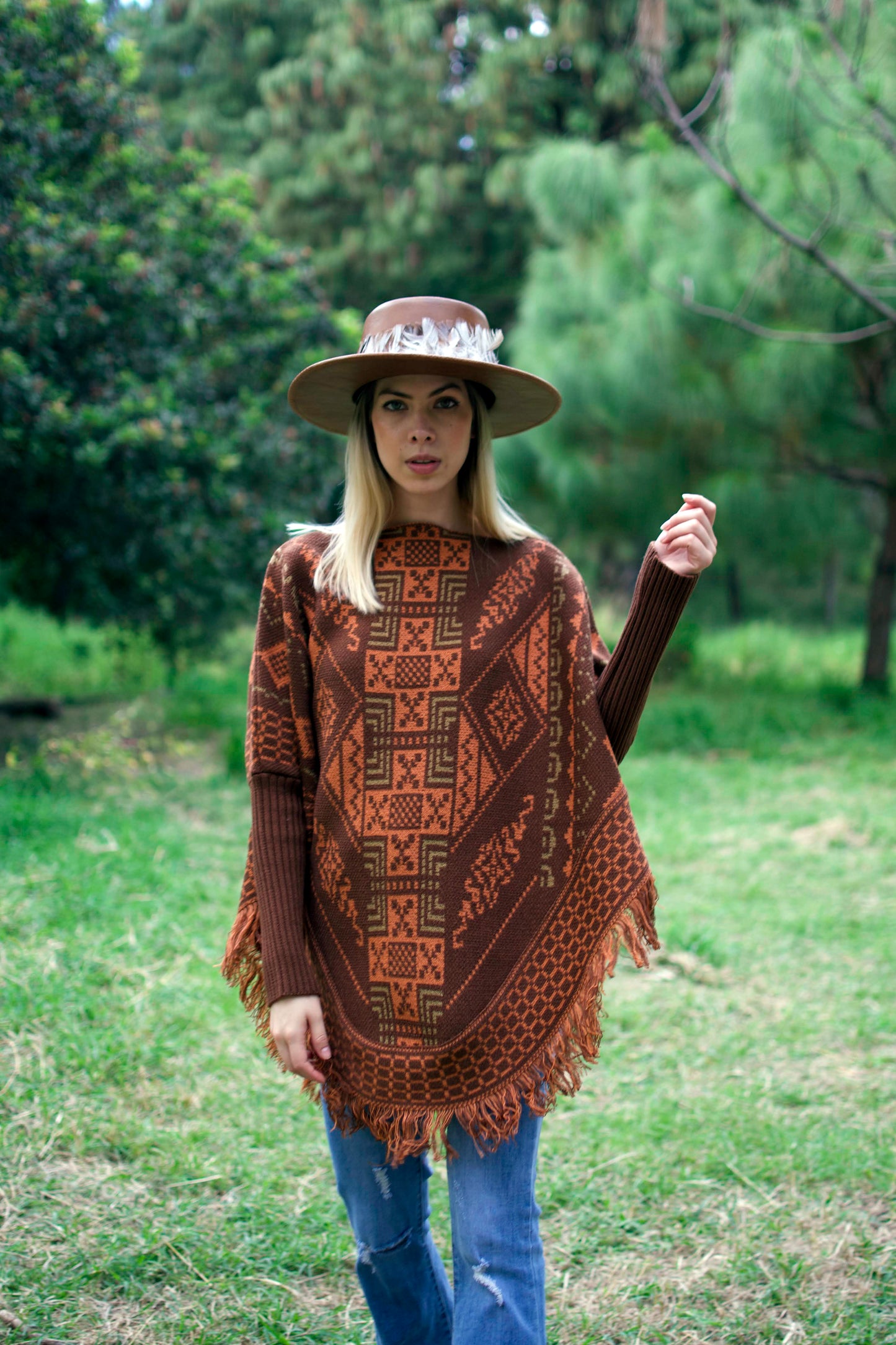 iyali poncho